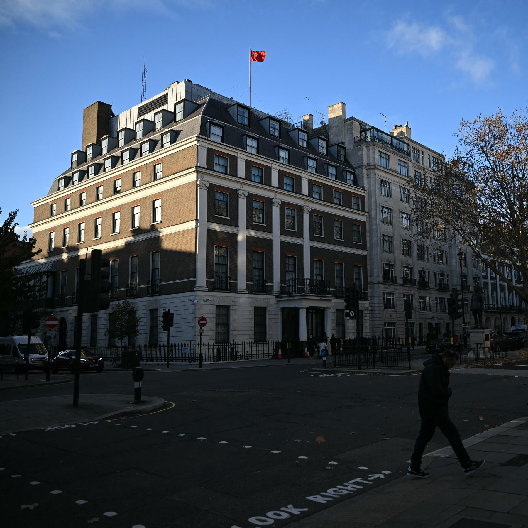 Une arrestation à Londres secoue le paysage politique : ce que l'on sait