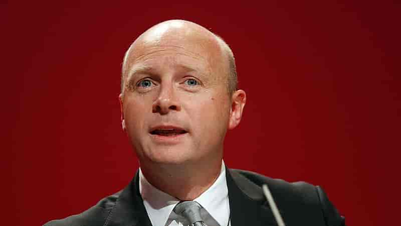 民粹当道：那张“没钱”便签后的应对处方