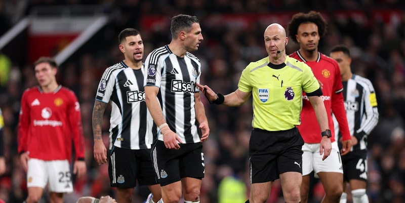 VAR en Premier League : les supporters anglais disent stop
