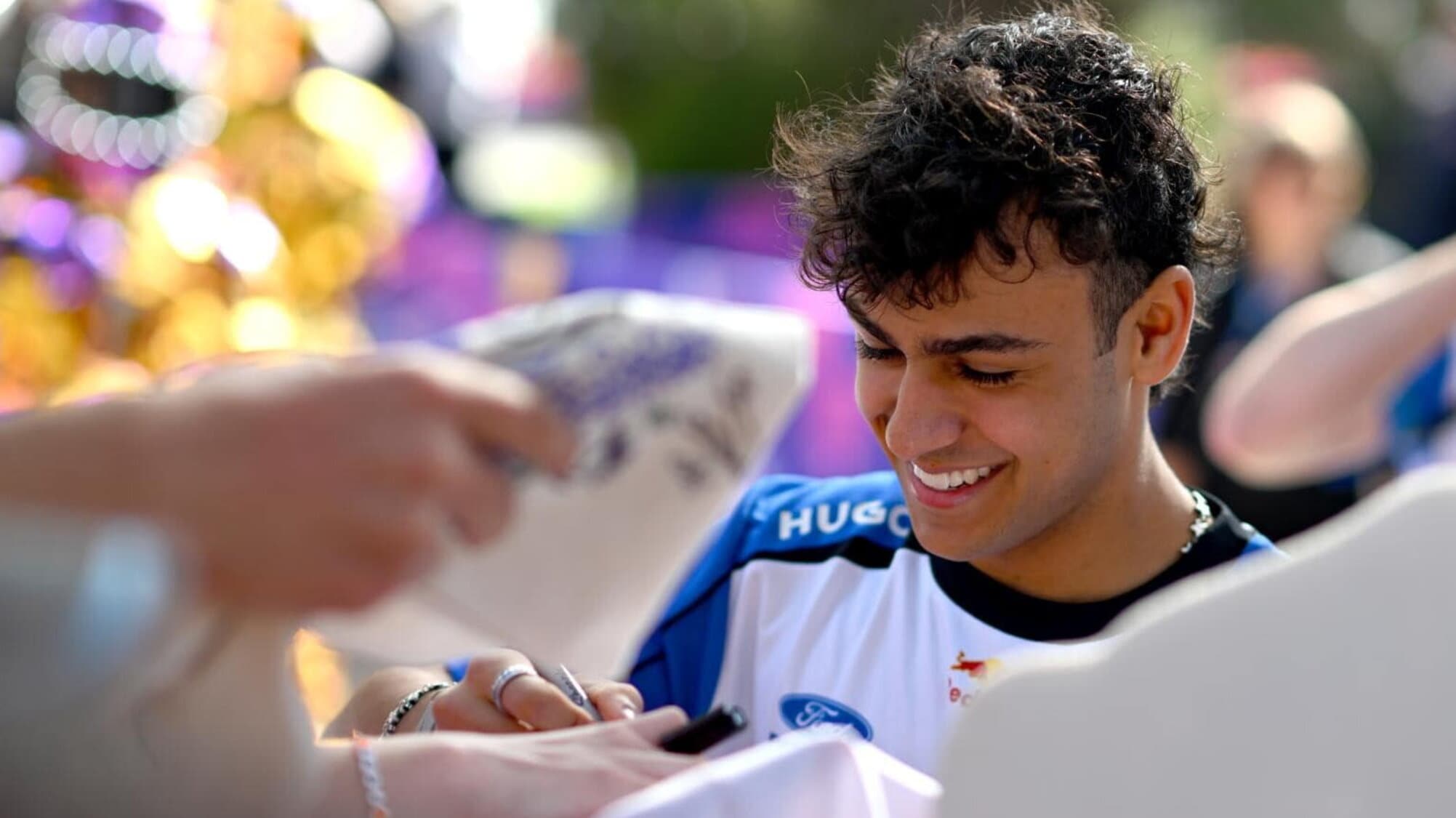 Lindblad irrumpe en F1: Q3, octavo y ya con cuatro puntos en el bolsillo